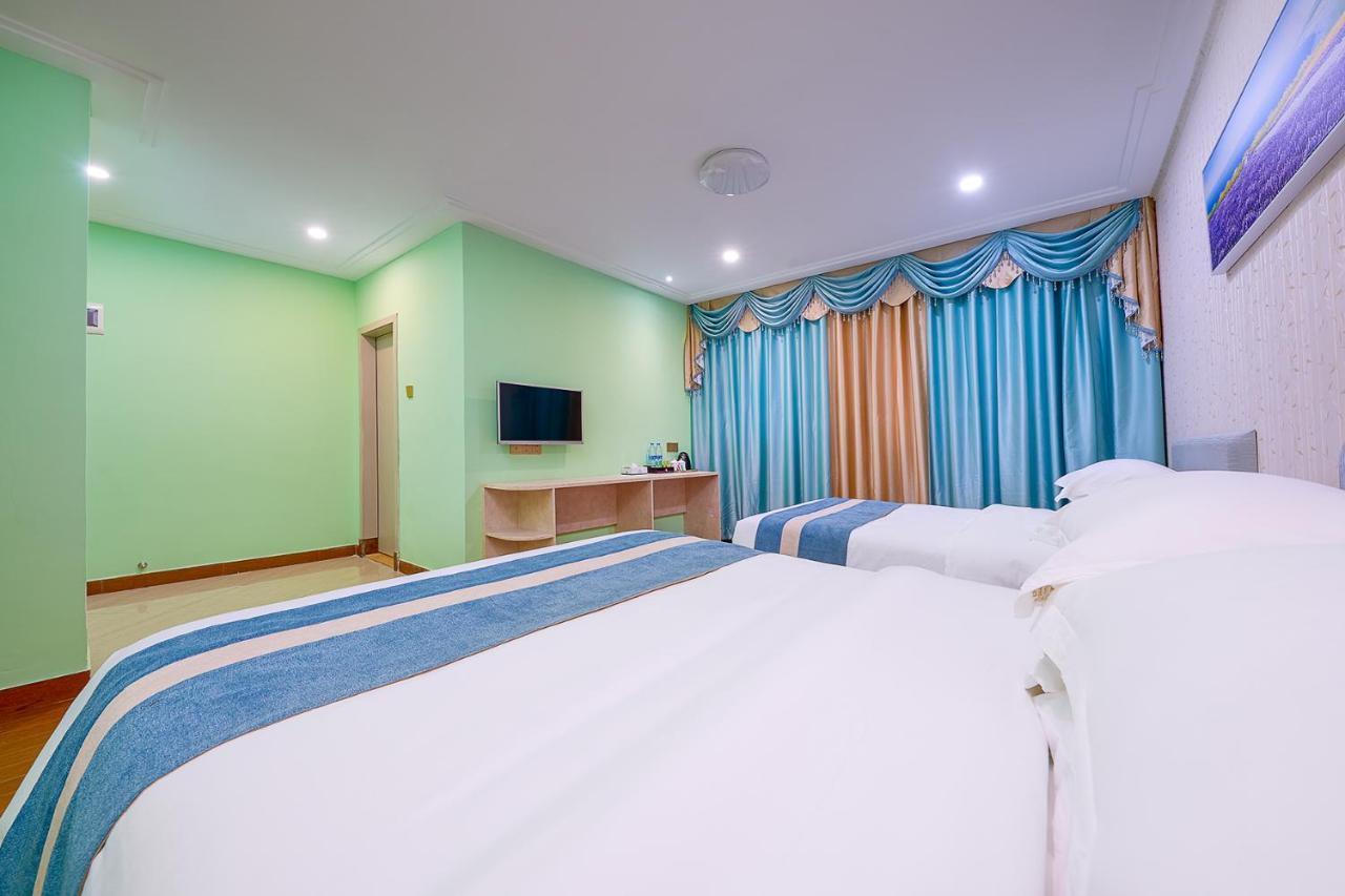 Frida Hotels Guangzhou Baiyun International airport Bagian luar foto