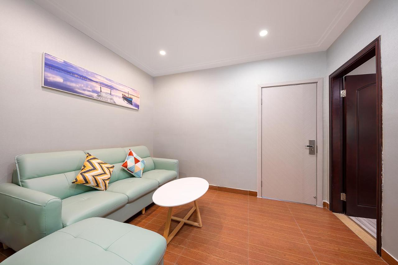 Frida Hotels Guangzhou Baiyun International airport Bagian luar foto