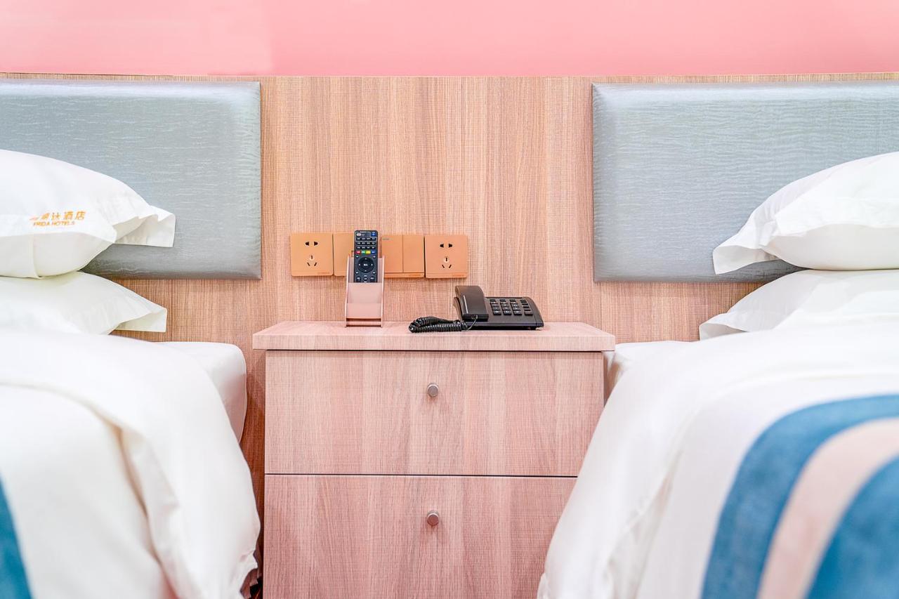 Frida Hotels Guangzhou Baiyun International airport Bagian luar foto